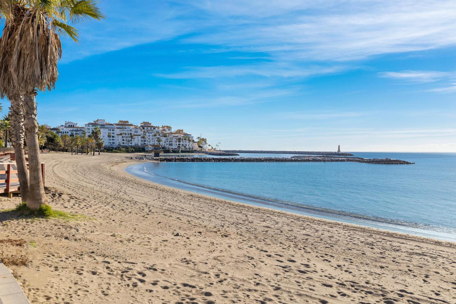 2 Bedroom In Medina Garden - Puerto Banus Apartament Marbella