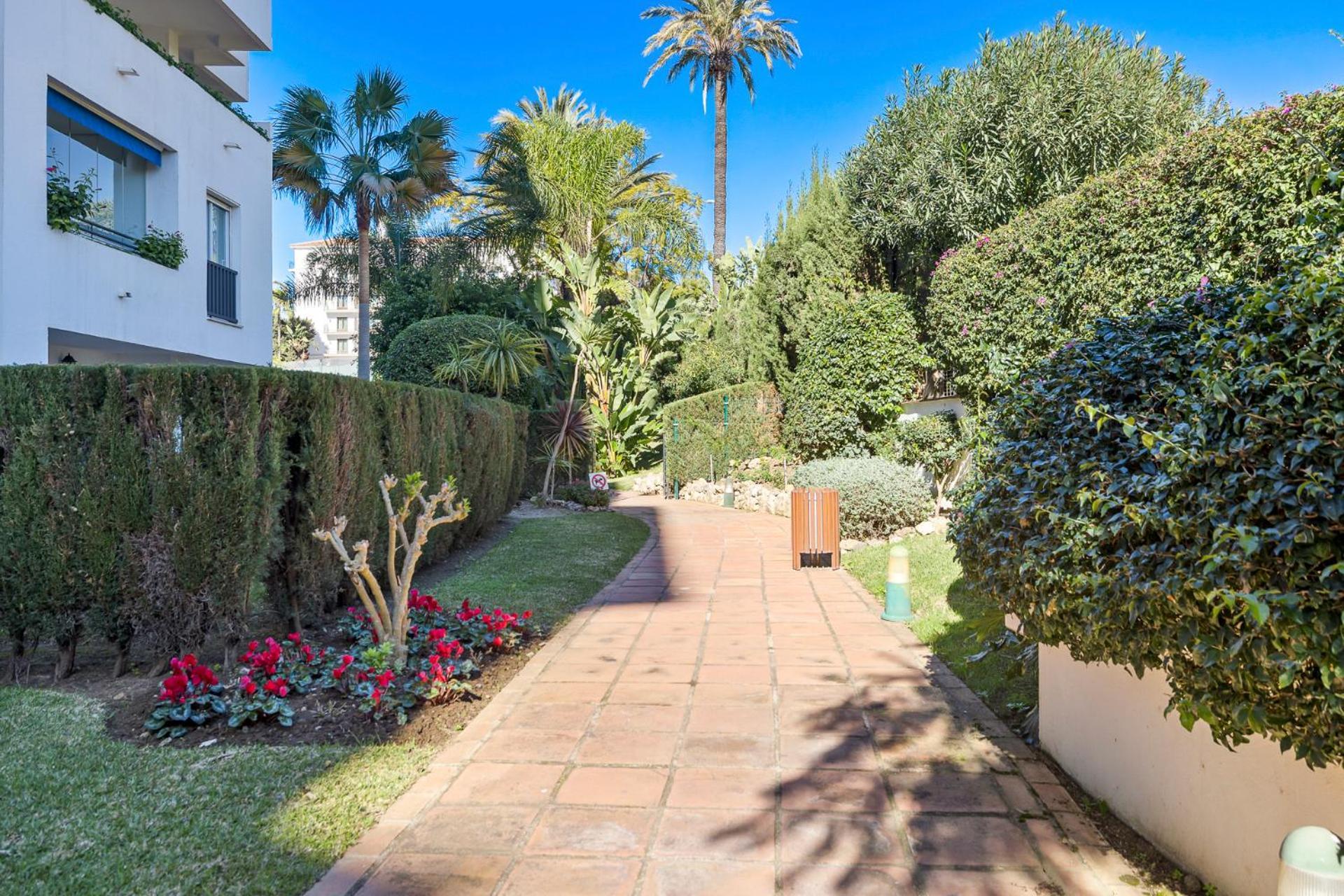 Apartament 2 Bedroom In Medina Garden - Puerto Banus Marbella