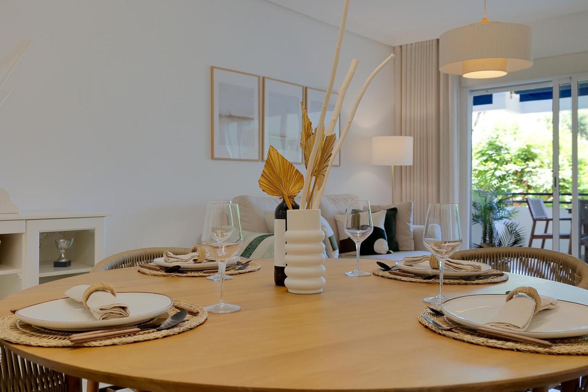 2 Bedroom In Medina Garden - Puerto Banus Apartament