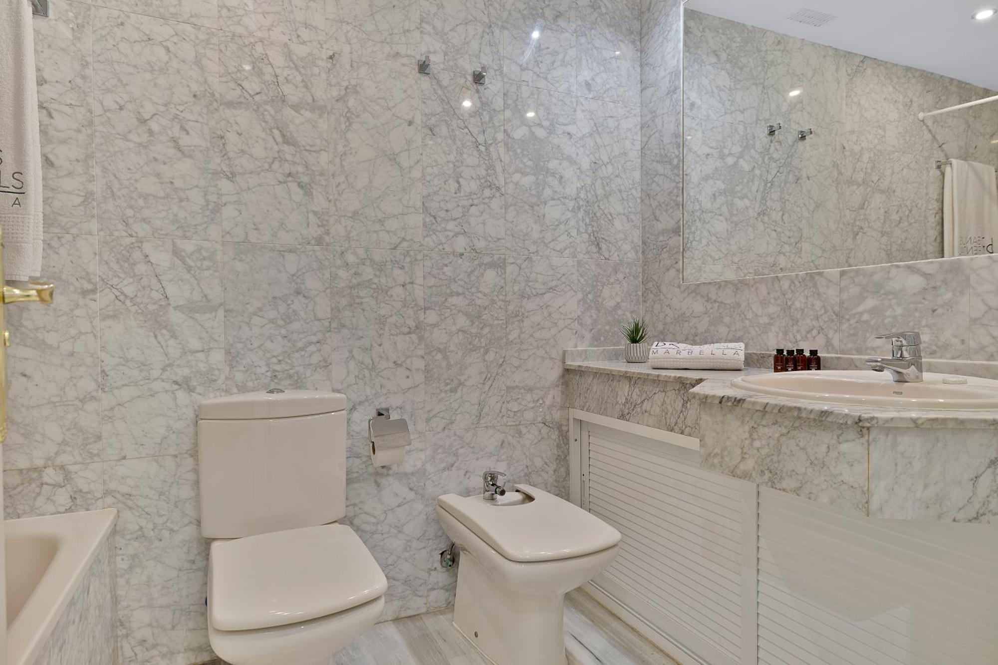 Apartament 2 Bedroom In Medina Garden - Puerto Banus